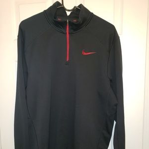 Nike Men's Quarter-Zip long sleeved top XL